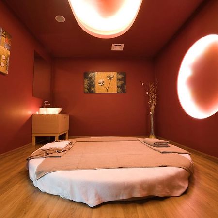 Salamis Bay Conti Resort Hotel & Casino Famagusta  Exterior photo A massage room at a spa
