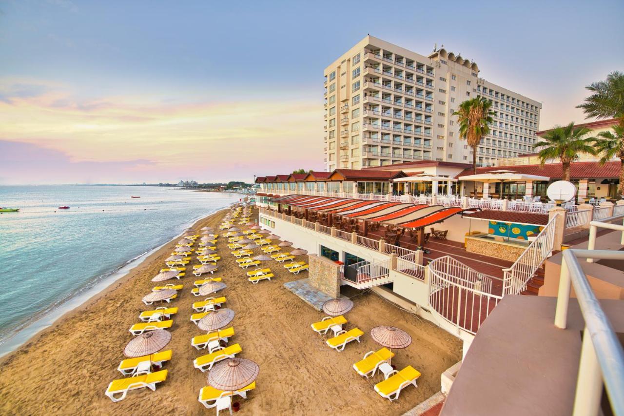 Salamis Bay Conti Resort Hotel & Casino Famagusta  Exterior photo The hotel's beach